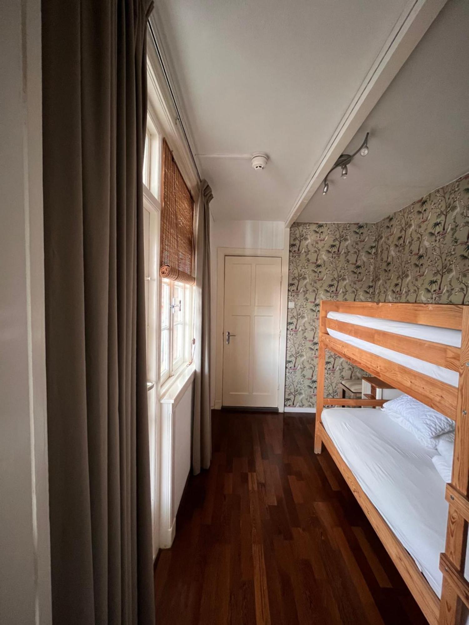 Bed & Breakfast Hotel 赞德沃特 外观 照片